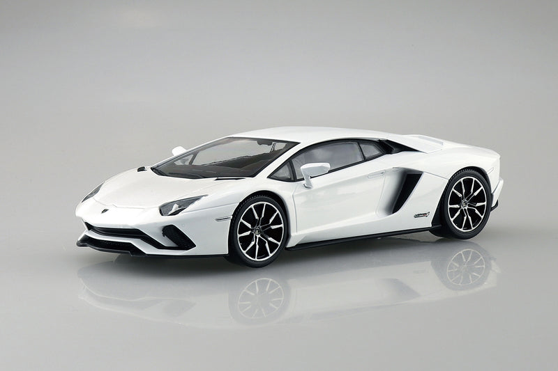 Snap Kit 12-A Lamborghini Aventador S (Pearl White) 1/32
