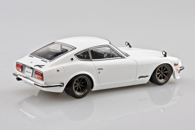 Snap Kit 15CU-WH Nissan S30 Fairlady Z Custom (White) 1/32