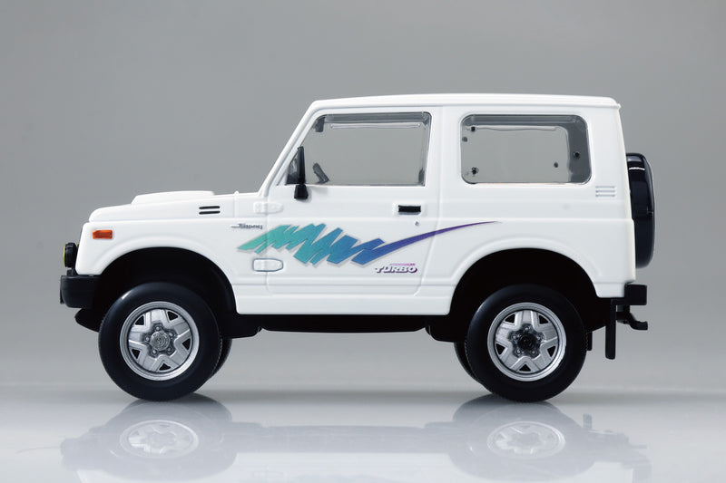 Snap Kit 18-SW Suzuki JA11 Jimny (Superior White) 1/32