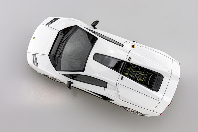 Snap Kit 19-A Lamborghini Countach LPI 800-4(White) 1/32