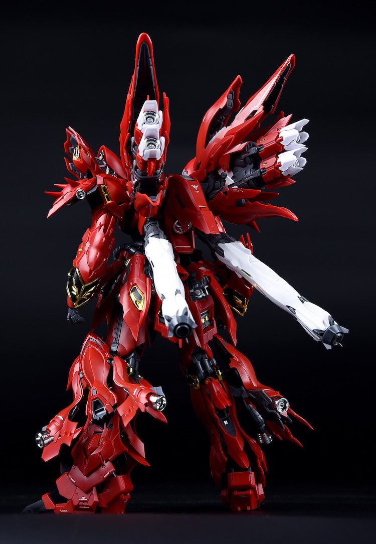 Takumi Studio MG Sinanju Armor Conversion Kit 1/100