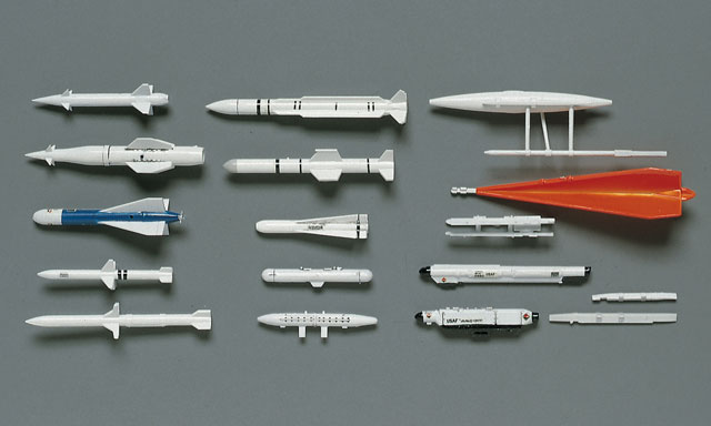 [X72-4] U.S. Aircraft Weapons IV 1/72