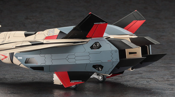 YF-19 W/Fast Pack - Macross Plus 1/48