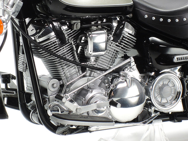 Yamaha XV1600 Roadstar Custom 1/12