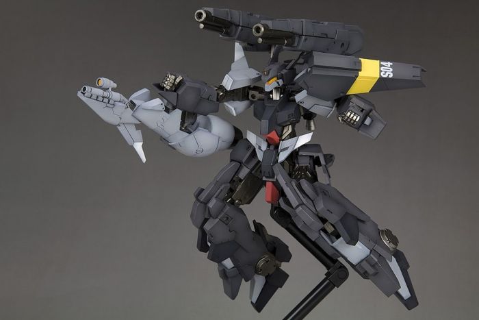 Frame Arms -#10 NSG-25Y Strauss