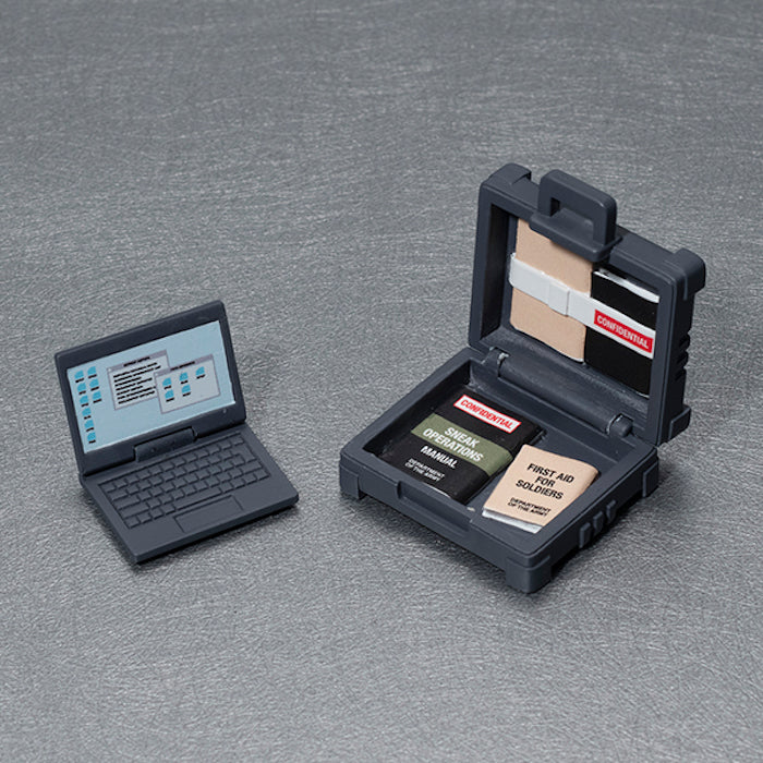 G.M.G Principality of Zeon Army Solider 04 (Normal Suit) 1/18