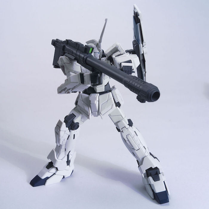 HGUC 101 RX-0 Unicorn Gundam (Unicorn Mode) 1/144