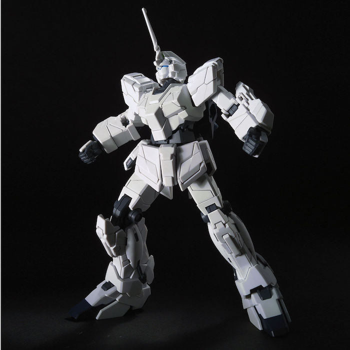HGUC 101 RX-0 Unicorn Gundam (Unicorn Mode) 1/144