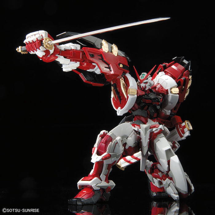 High-Resolution Model Gundam Astray Red Frame Powered Red 1/100