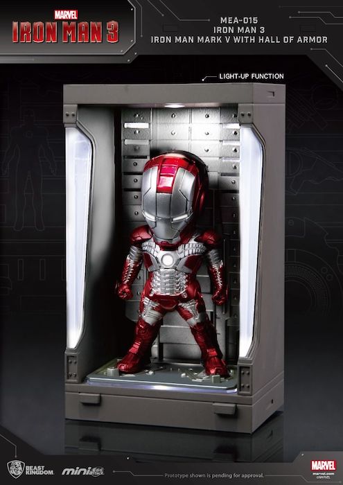 Iron Man 3 - Iron Man Mark V with Hall of Armor