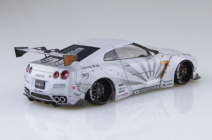 Liberty Walk #10 GT-R R35 Ver.2 1/24