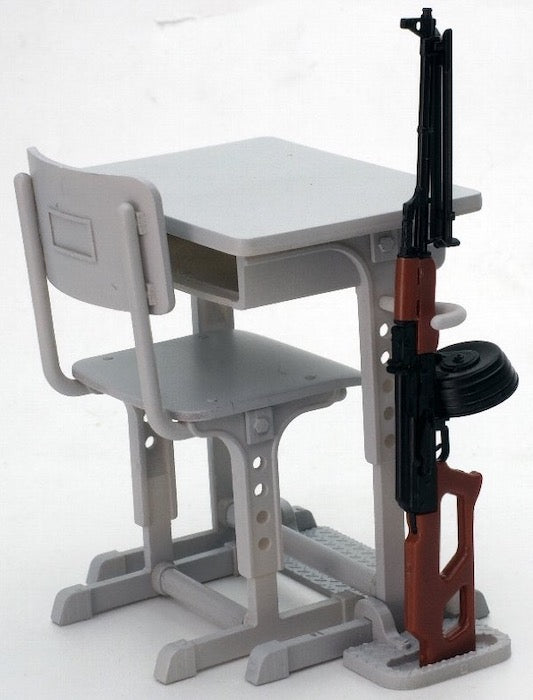 Little Armory LD013 Defence School Desk A 1/12