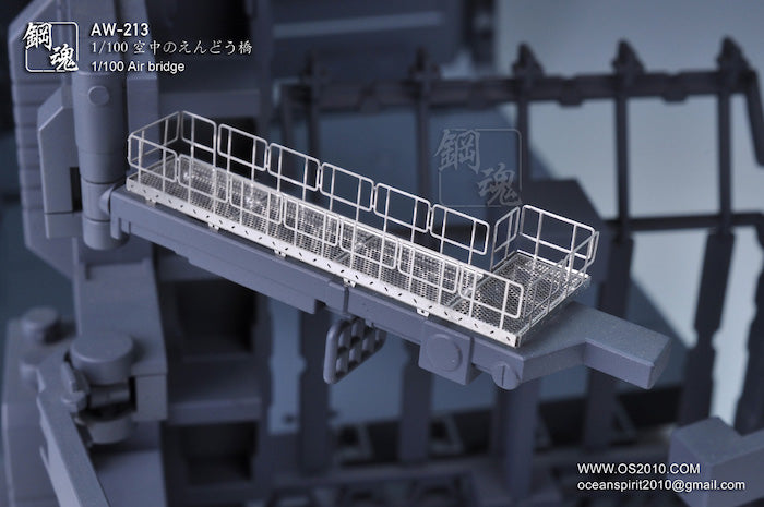 MAD - AW213 PE Air Bridge 1/100
