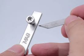 MAD - Line Carving Guide MT001