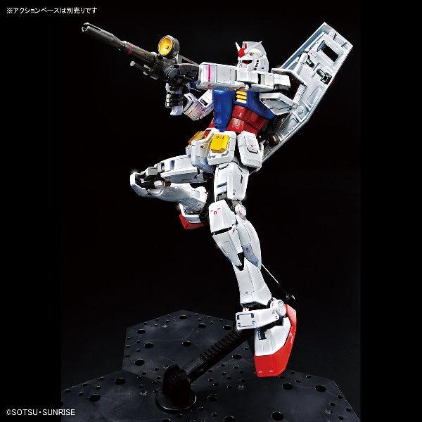 MG The Gundam Base Limited RX-78-2 Gundam Ver. 3.0 [Titanium Finish] 1/100