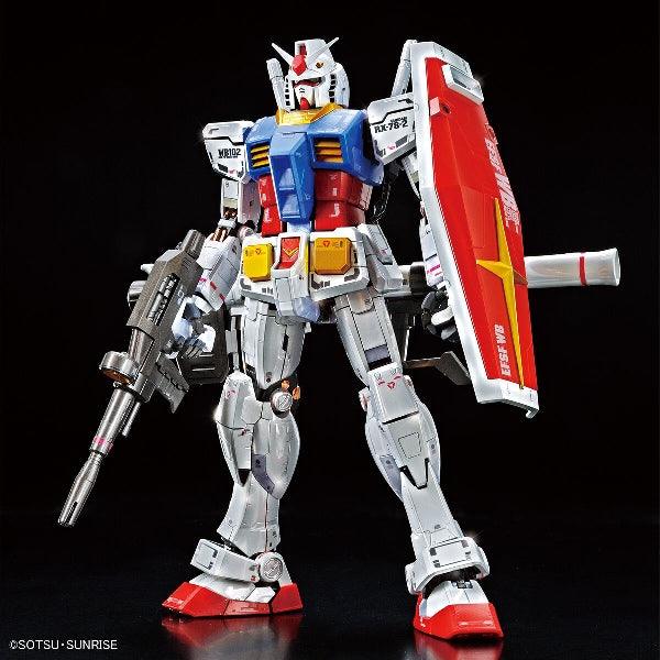 MG The Gundam Base Limited RX-78-2 Gundam Ver. 3.0 [Titanium