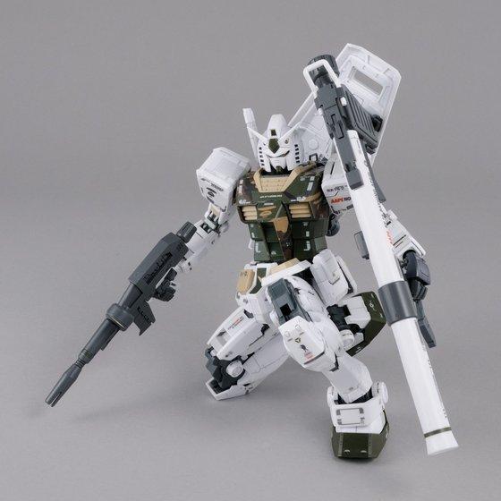 MG AAPE RX-78-2 Gundam GRN-CAMO Ver 3.0 1/100