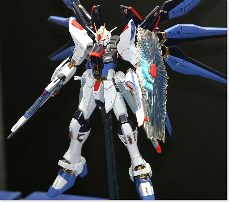 MG Strike Freedom Gundam 1/100