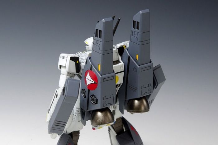 Macross VF-1S Super Valkyrie Battroid (Roy Focker) 1/100