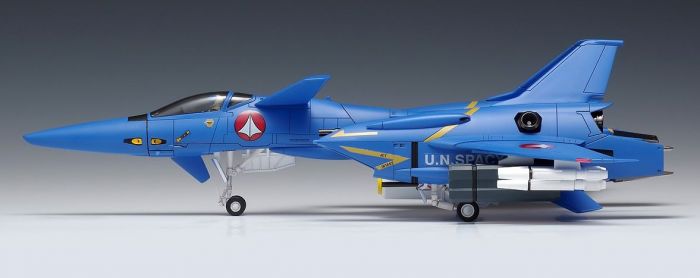 Macross: VF-4 Lightning III DX Ver. 1/72