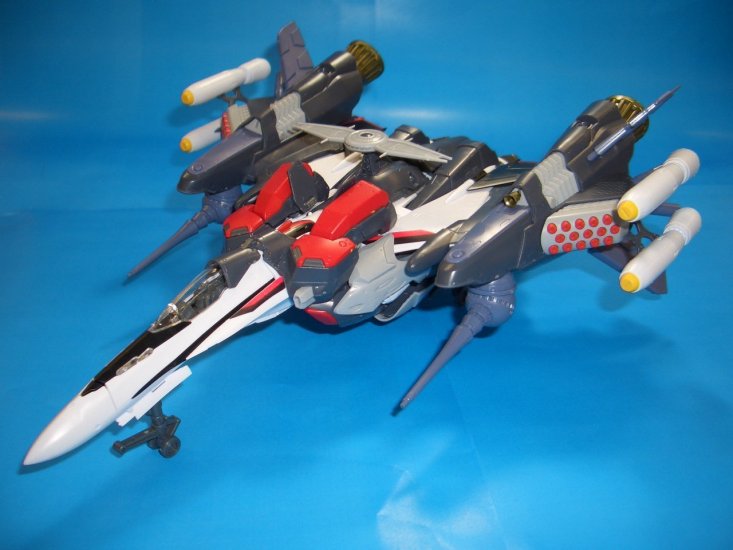 Macross Frontier - VF-25F Armored Messiah (Alto Custom) 1/72
