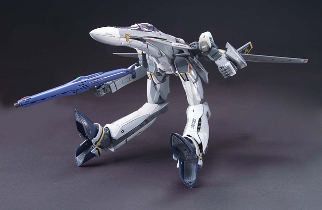 Macross Frontier - VF-25S Messiah Valkyrie Ozuma Custom 1/72