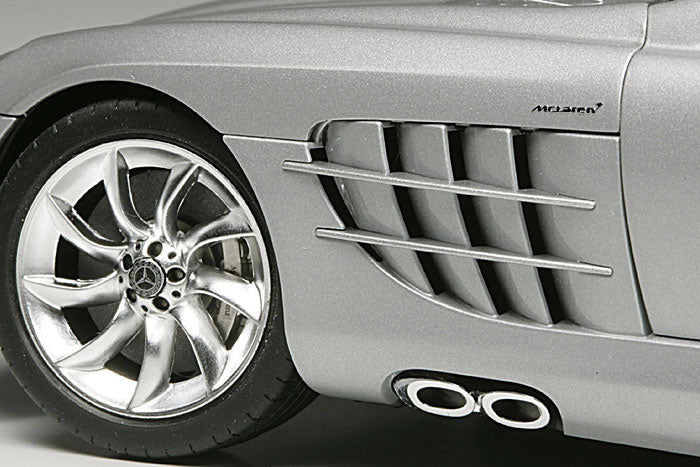 Mercedes-Benz SLR McLaren 1/24