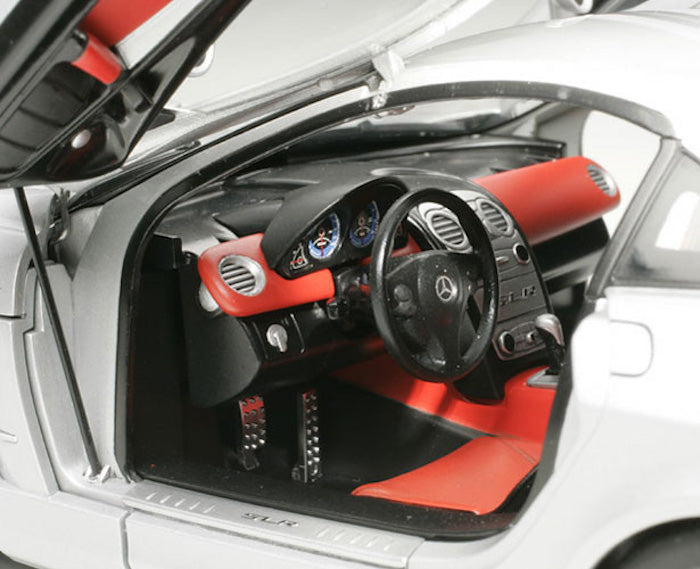 Mercedes-Benz SLR McLaren 1/24