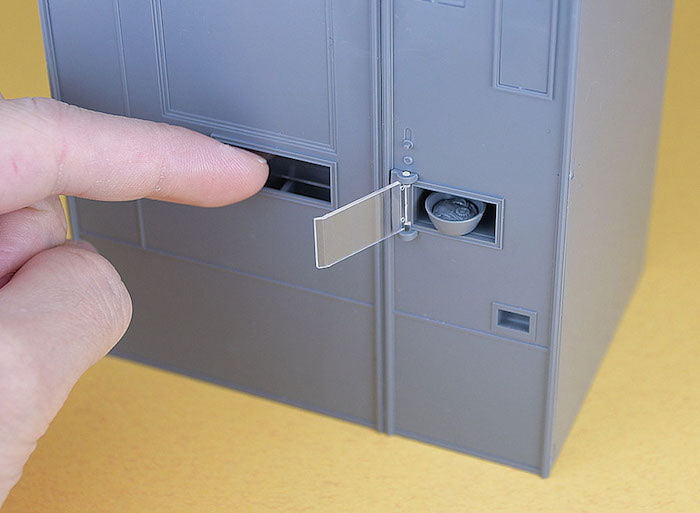 Nostagic Vending Machine Udon Soba Model Kit 1/12