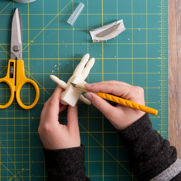 Olfa AK-1/5B Graphic Art Knife With 5 Replacement Blades