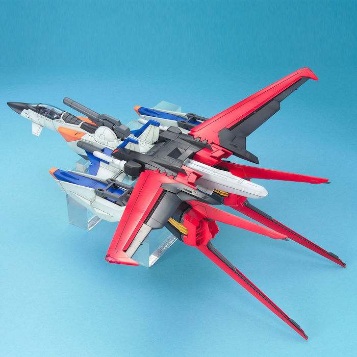 PG Skygrasper + Aile Striker 1/60