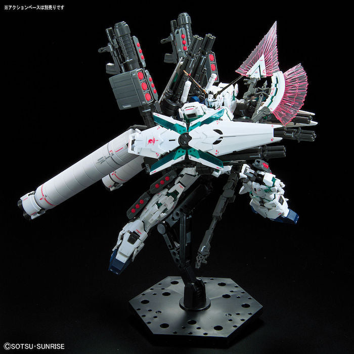 RG #030 Full Armor Unicorn Gundam 1/144