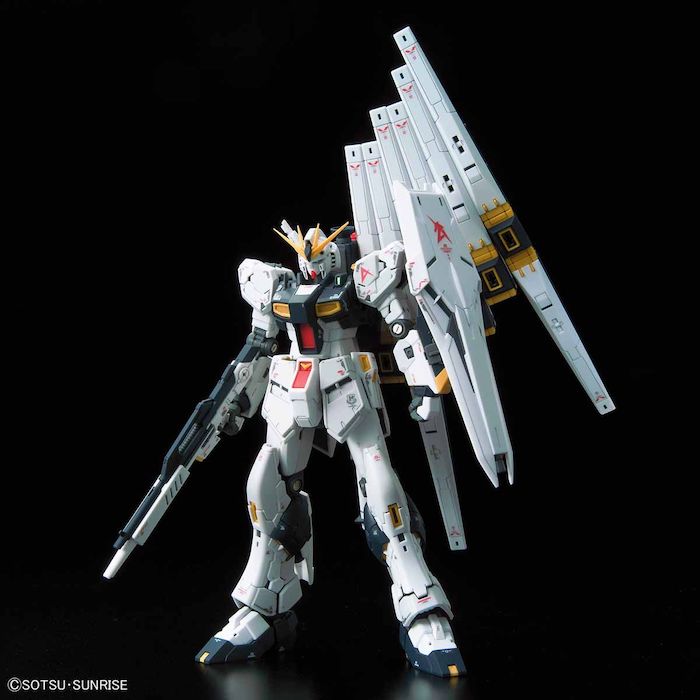 RG #032 Nu Gundam 1/144