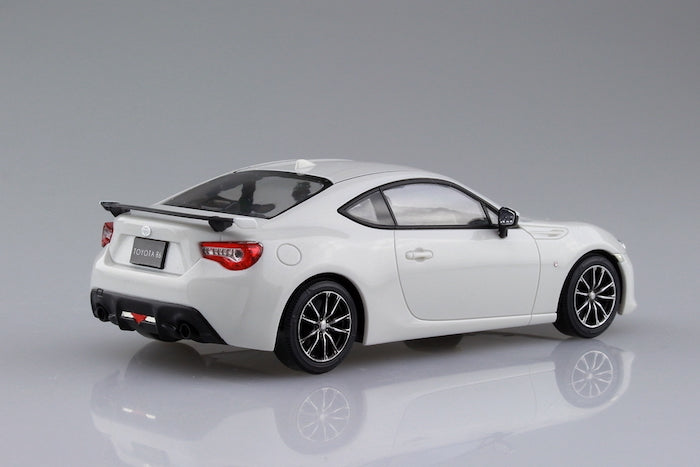 The Snap Kit - Toyota 86 (Crystal White Pearl) 1/32