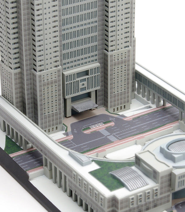 Tokyo Metropolitan Government Office 1/2000