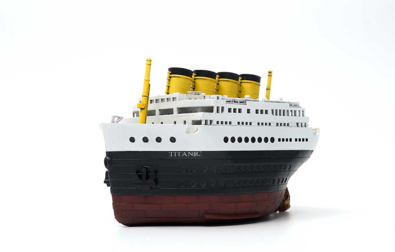 Toon - MOE001 Royal Mail Ship Titanic