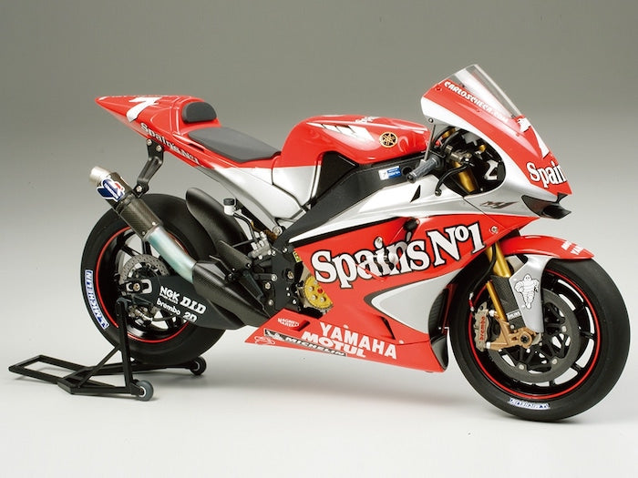 Yamaha YZR-M1 '04 No 7/33 1/12